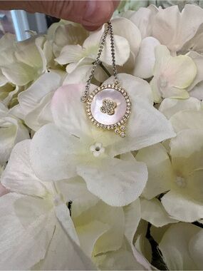 Parklane Mother-of-Pearl Clover Pendant Necklace in Gold & Silver tones